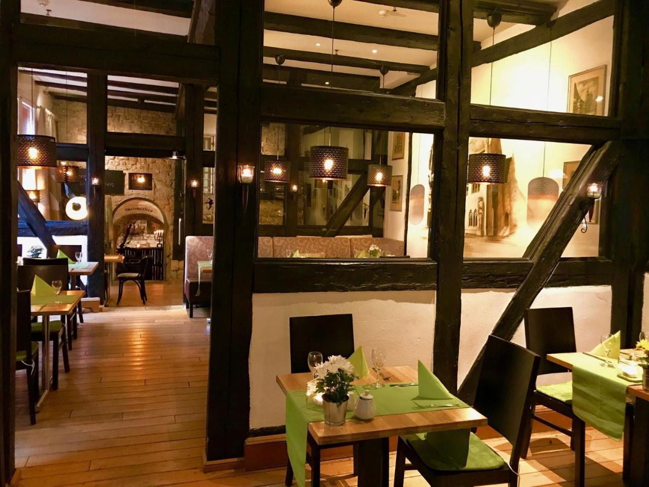 ホテル Halberstaedter Hof ハルバーシュタット エクステリア 写真